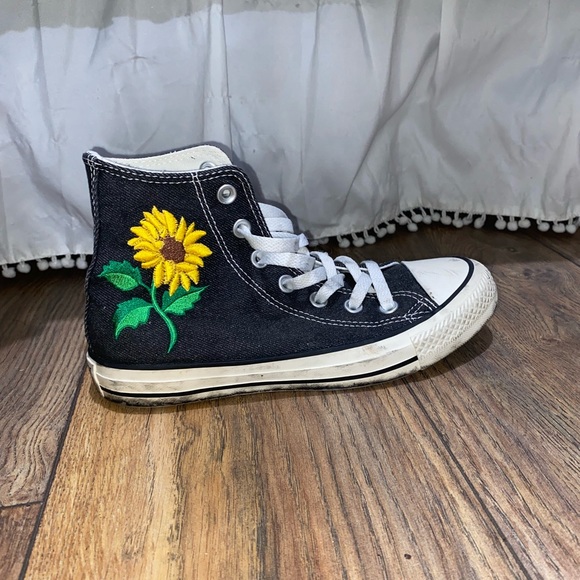 High Top Sunflower Converse - Picture 1 of 5